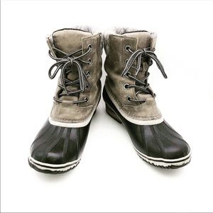 Sorel Slimpack II Lace Duck Boots. Quarry / Black.